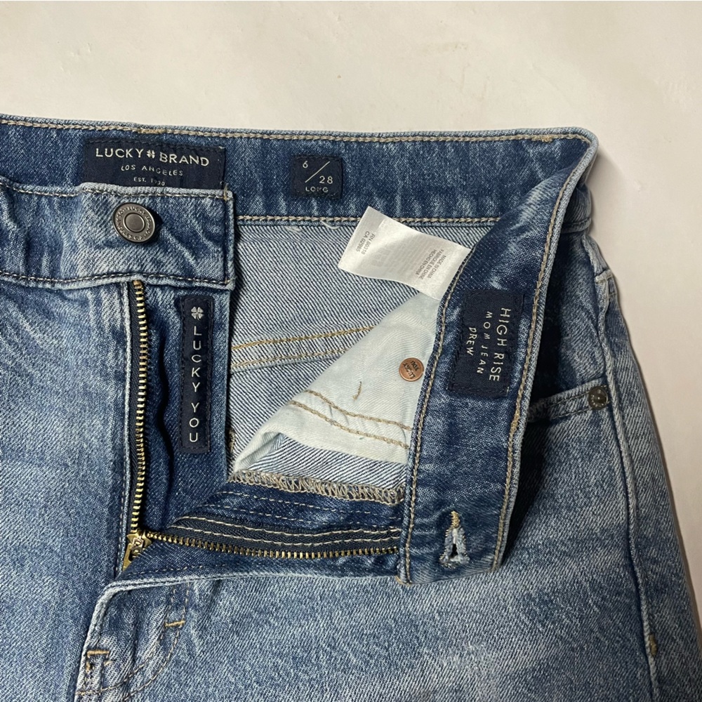 Lucky Brand Drew Women's Size 6/28 Long Mom Jeans Blue High Rise Denim Pants